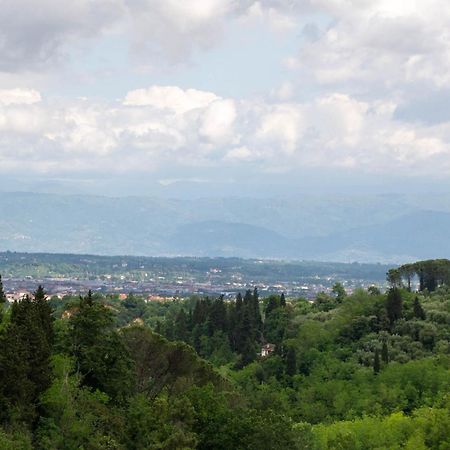 Apartamento Holiday House Cuordinatura Montopoli in Val dʼArno Exterior foto