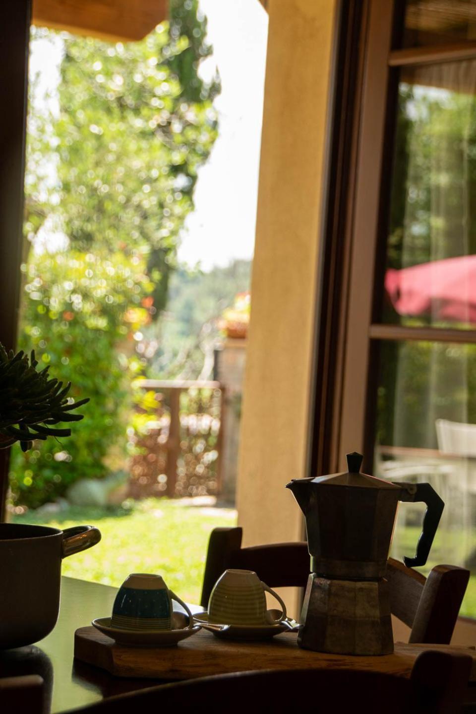 Apartamento Holiday House Cuordinatura Montopoli in Val dʼArno Exterior foto