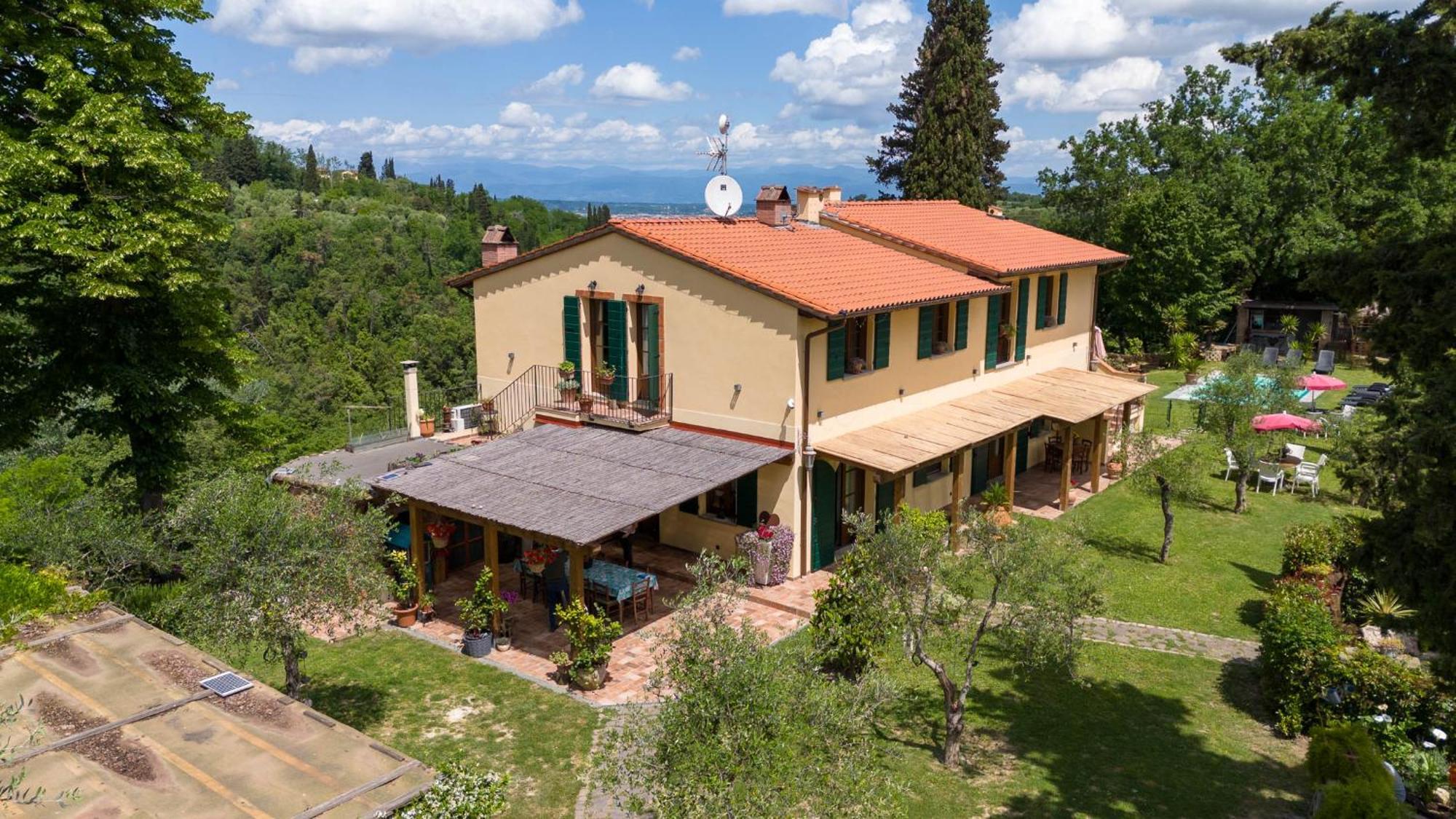 Apartamento Holiday House Cuordinatura Montopoli in Val dʼArno Exterior foto