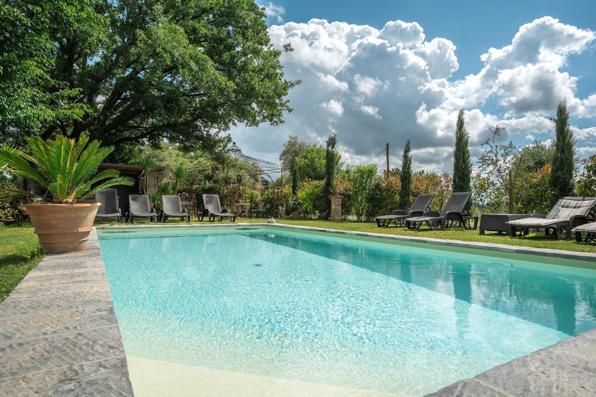 Apartamento Holiday House Cuordinatura Montopoli in Val dʼArno Exterior foto